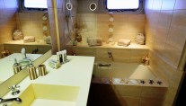ROSPIYA -  VIP Bathroom